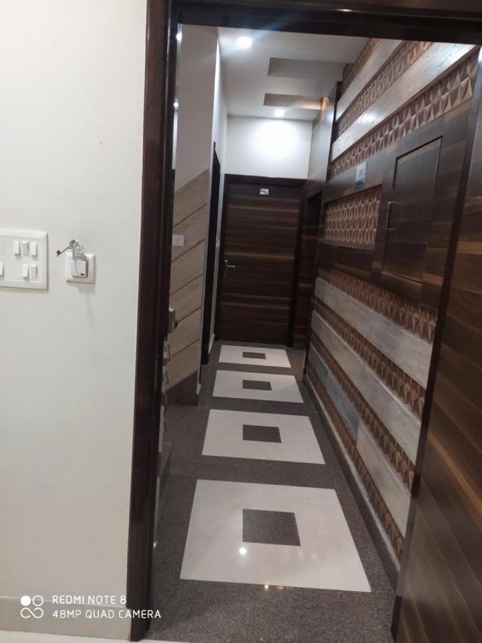Om Sai B&B Amritsar Exterior photo